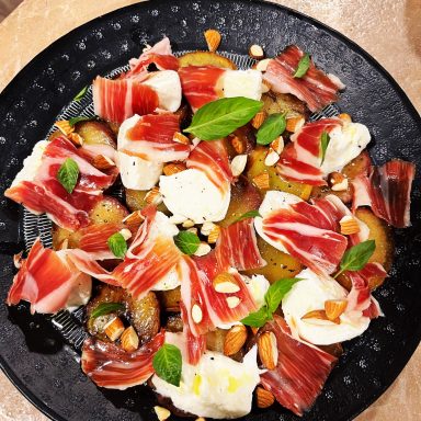 Burrata & Ham salad
